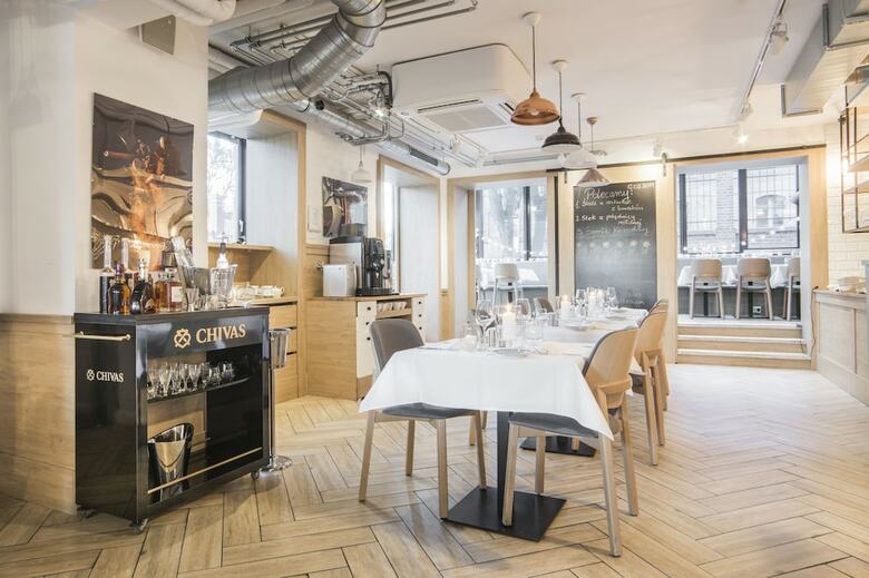 Smart Hotel Garnizon