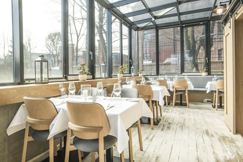 Smart Hotel Garnizon