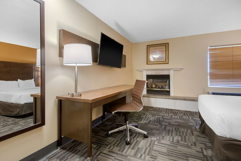 Hotel Quality Inn & Conference Centre