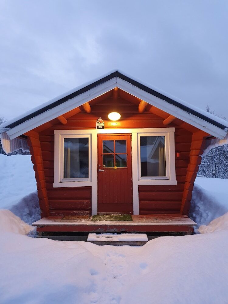 Troms� Lodge & Camping