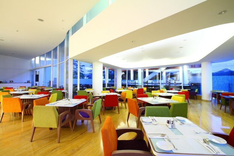 Sensa Hotel