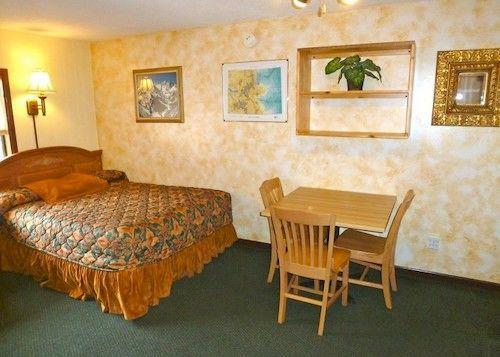 Hotel Tyrolean Lodge