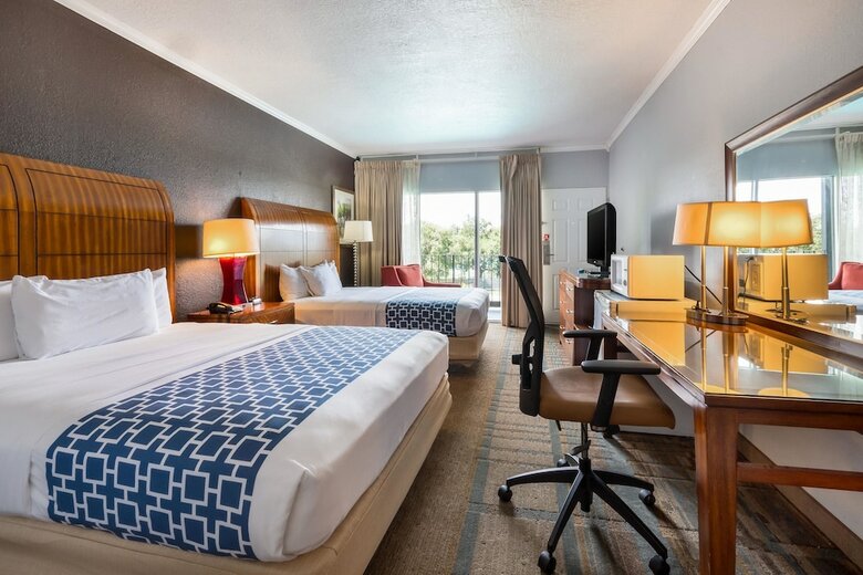 Hotel Econo Lodge