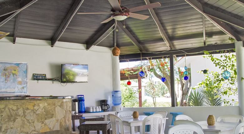 Bed & Breakfast Garden By The Sea