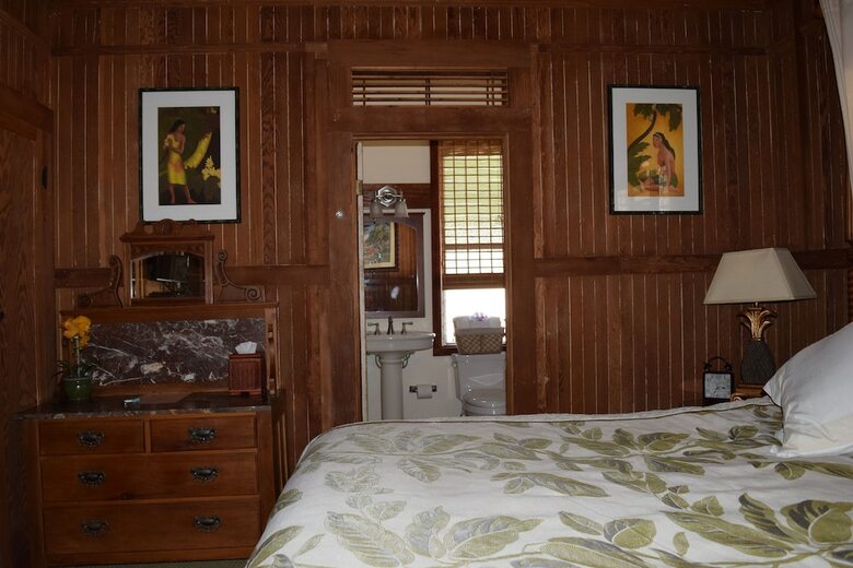 Poipu Bed & Breakfast Inn