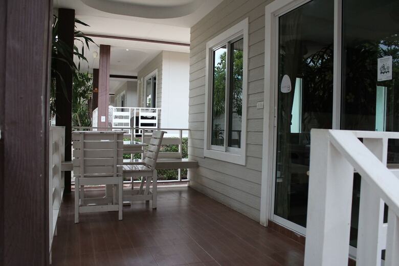 Hotel Bee Orchid Pool Villa