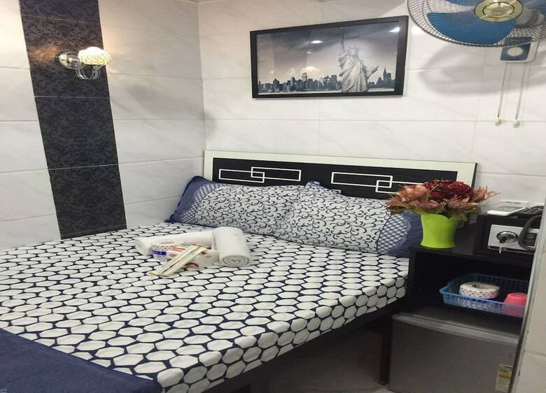 Hotel Skylark