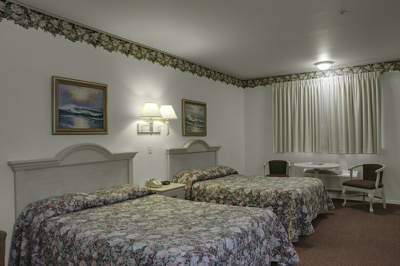 Hotel Lighthouse Inn