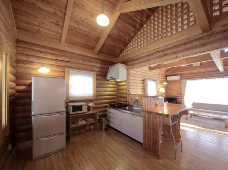 Log Hotel Larch Lake Kanayama