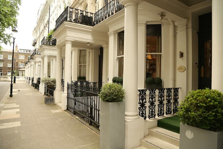 Beaufort Hotel