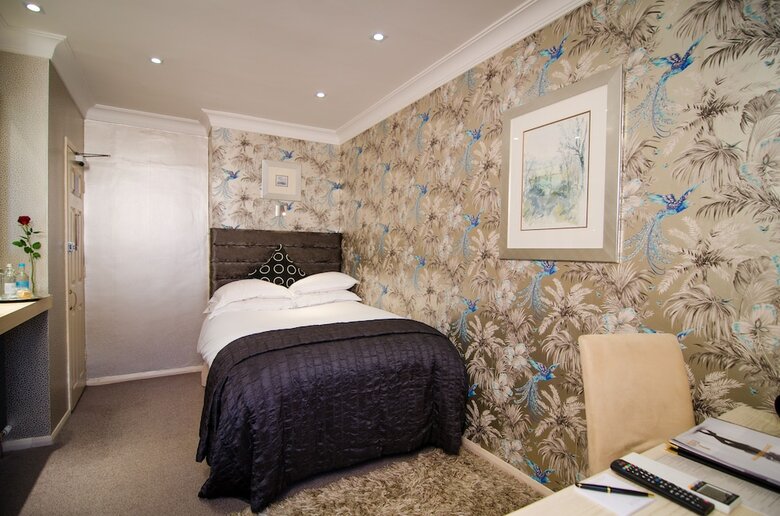 Beaufort Hotel