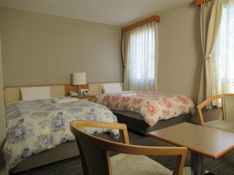 Center Hotel Mihara