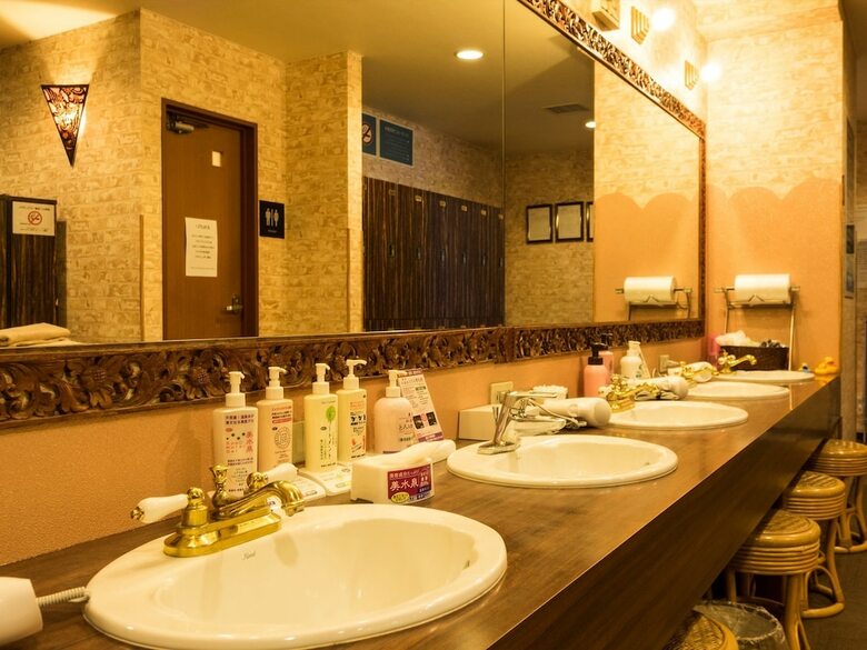 Hotel Areaone Hiroshima Wing