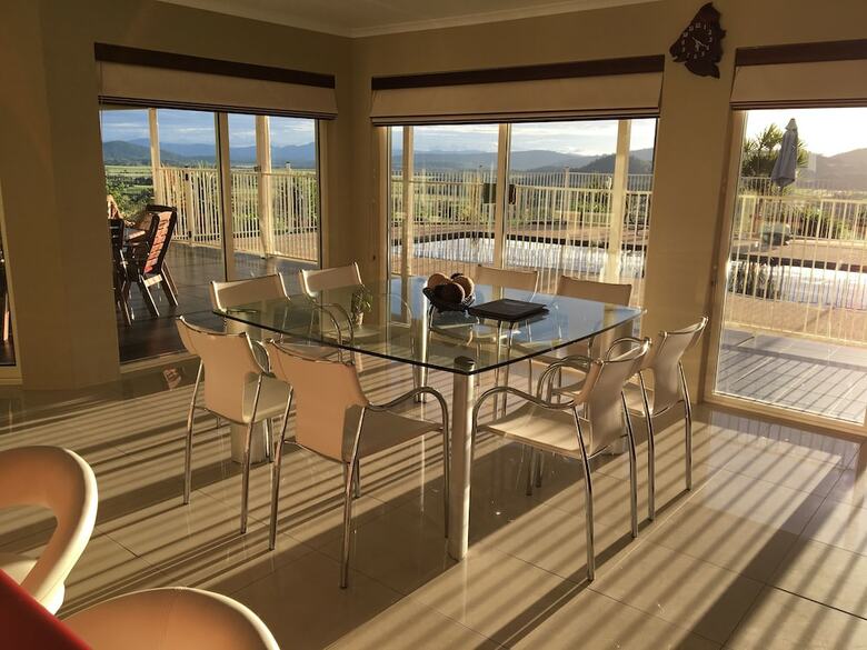 Kookaburra Lodge Whitsundays