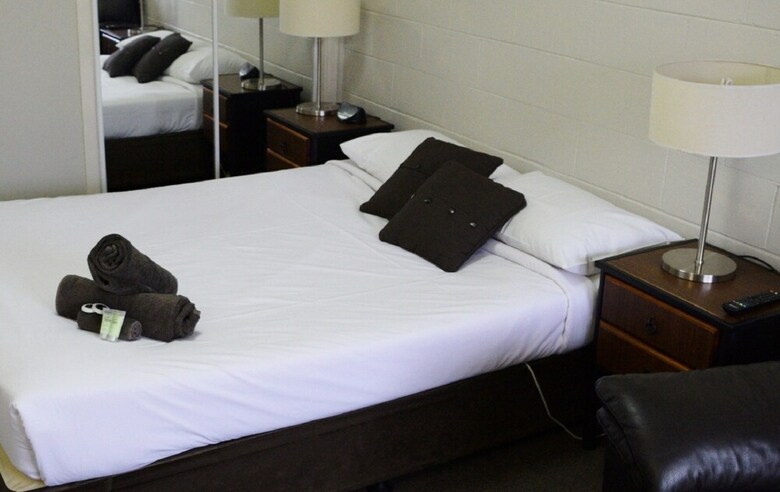 Rosebud Motel