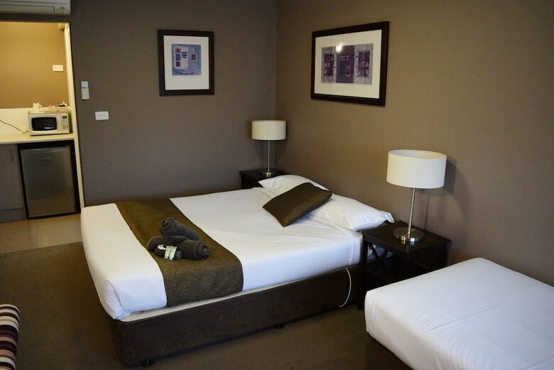 Rosebud Motel