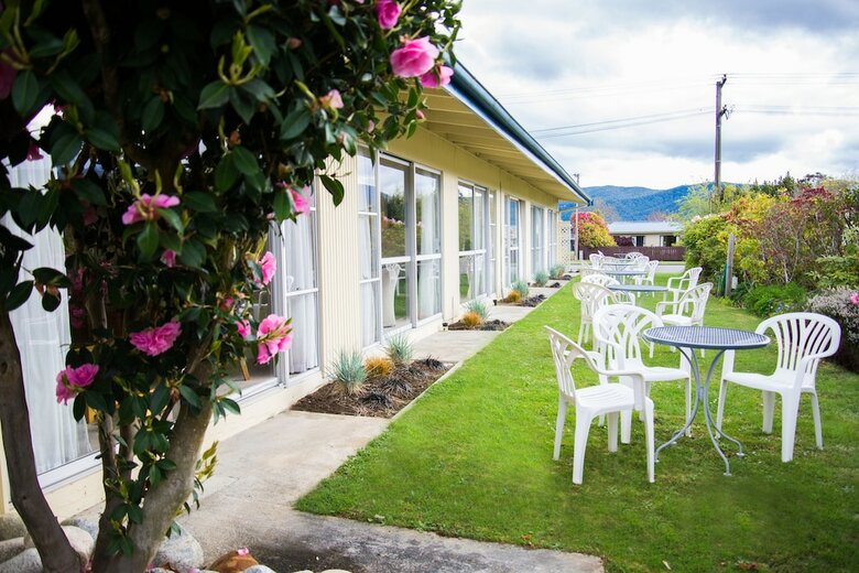 Alpenhorn Motel