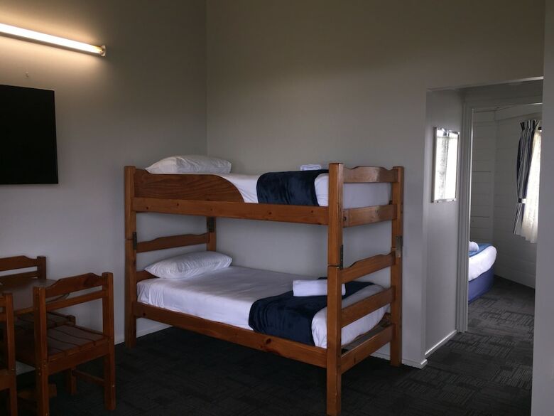 Cabana Shelly Beach Holiday Park