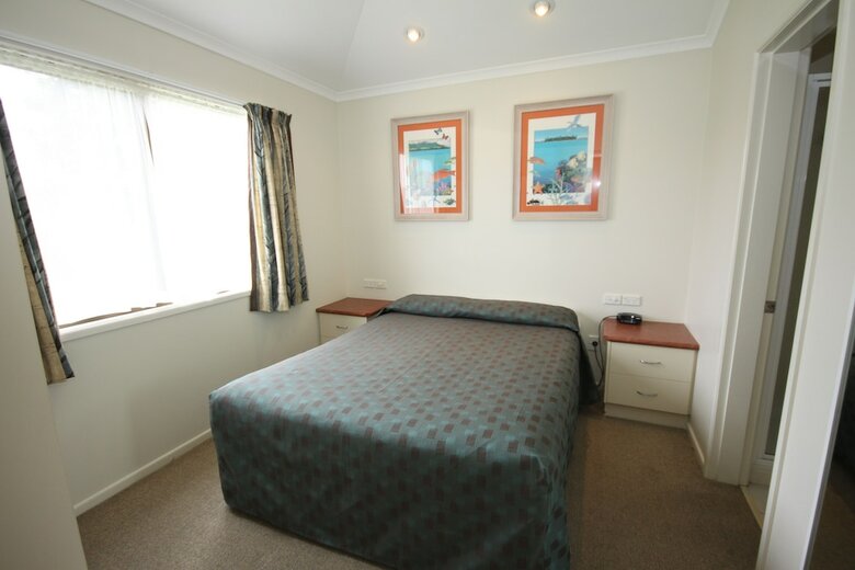 Cabana Brisbane Gateway Resort