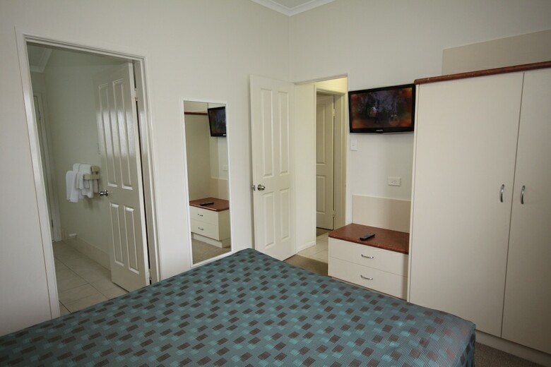Cabana Brisbane Gateway Resort