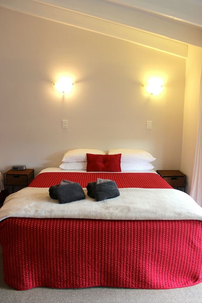 Lake Matheson Motel