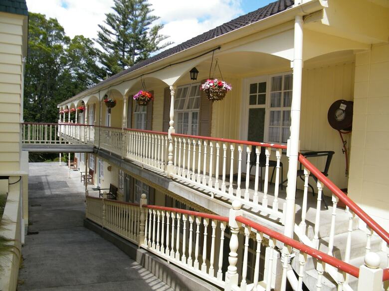 Colonial City Motel And Conference Centre