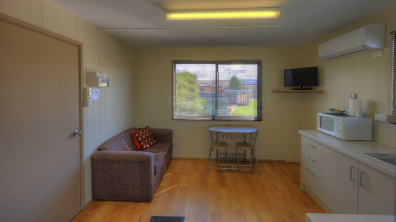 Low Head Tourist Park - Caravan Park
