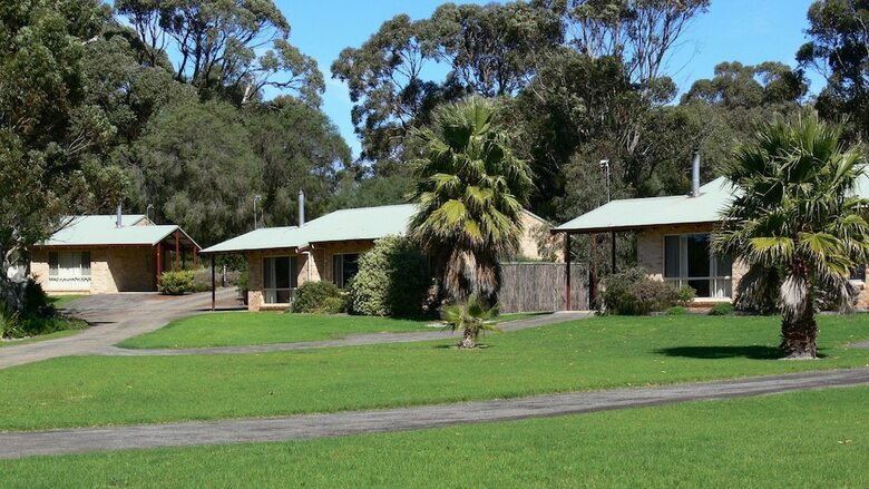 Spring Bay Villas