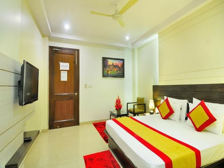 Hotel Sky Rich International
