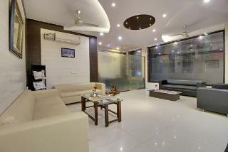 Hotel Sky Rich International