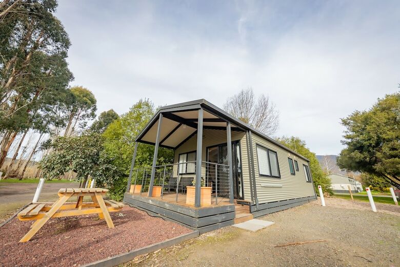 Eildon Riverside Holiday Park