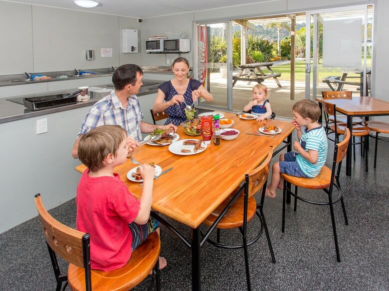 Cabana Beachaven Top 10 Holiday Park