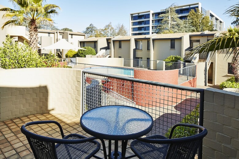 Manuka Park Apartments