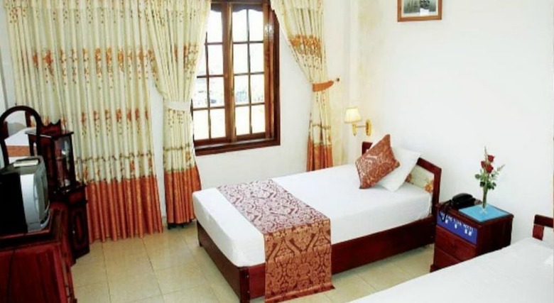 Phong Nha Hotel Hue
