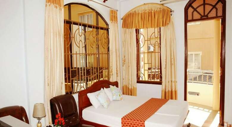 Phong Nha Hotel Hue
