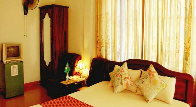 Phong Nha Hotel Hue