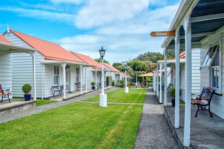 Coromandel Cottages