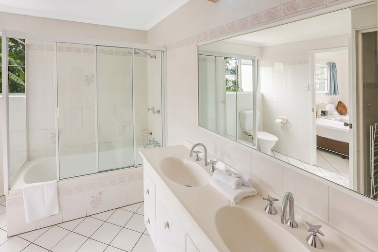 Koala Court Holiday Apartments