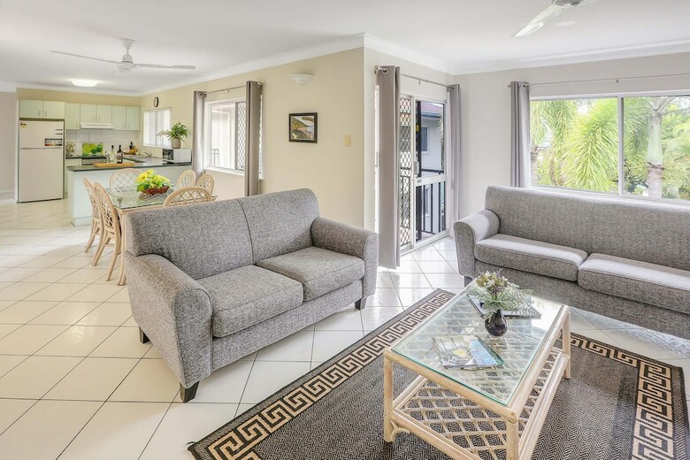 Koala Court Holiday Apartments