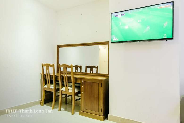 Aha Thanh Long Tan Hotel