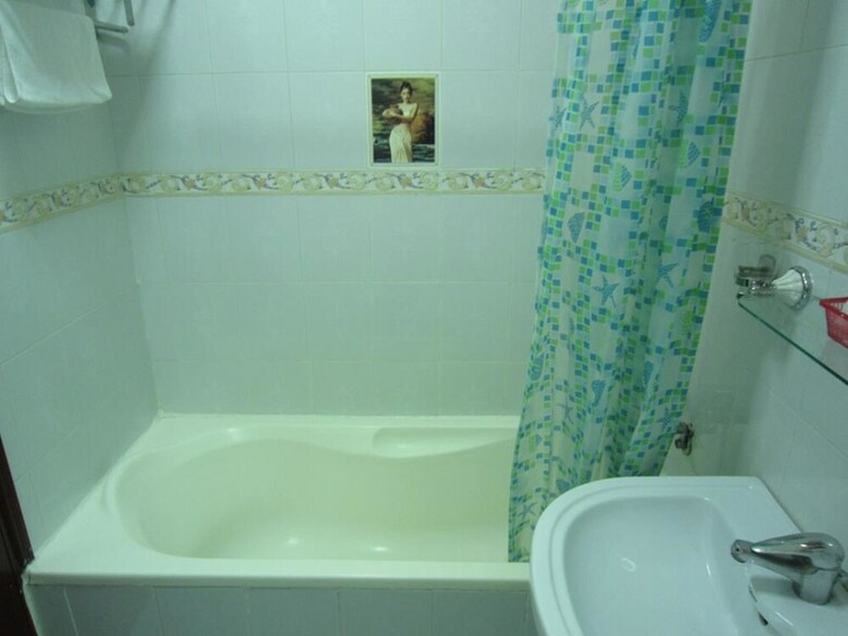 Tan Hoang Long Hotel District 5