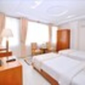 Tan Hoang Long Hotel District 5