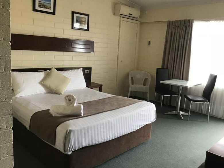 Bayview Motel