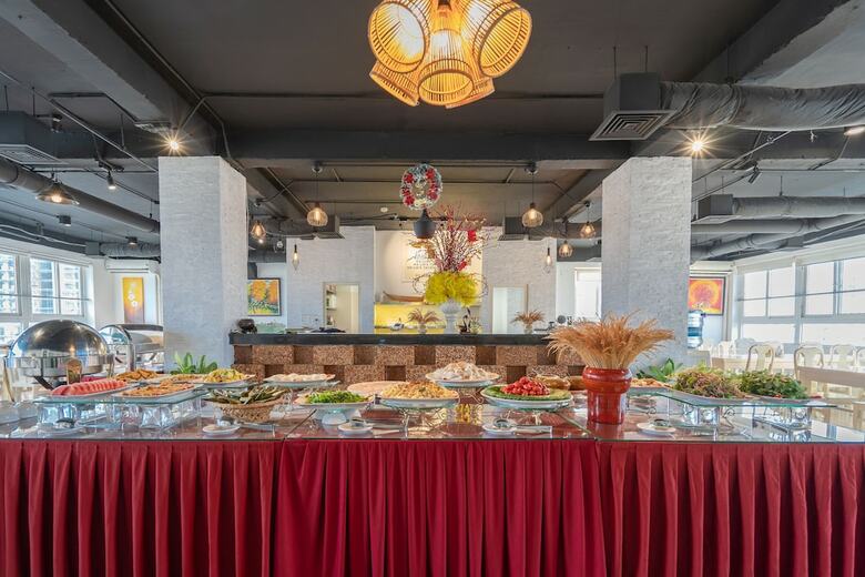 Jay Grand Hotel