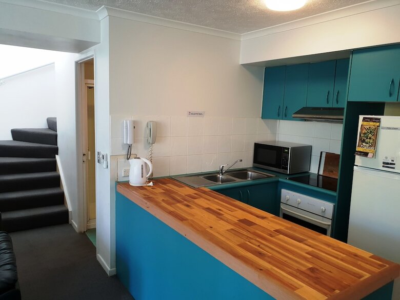 Apartamentos Surfers Beach Resort 2