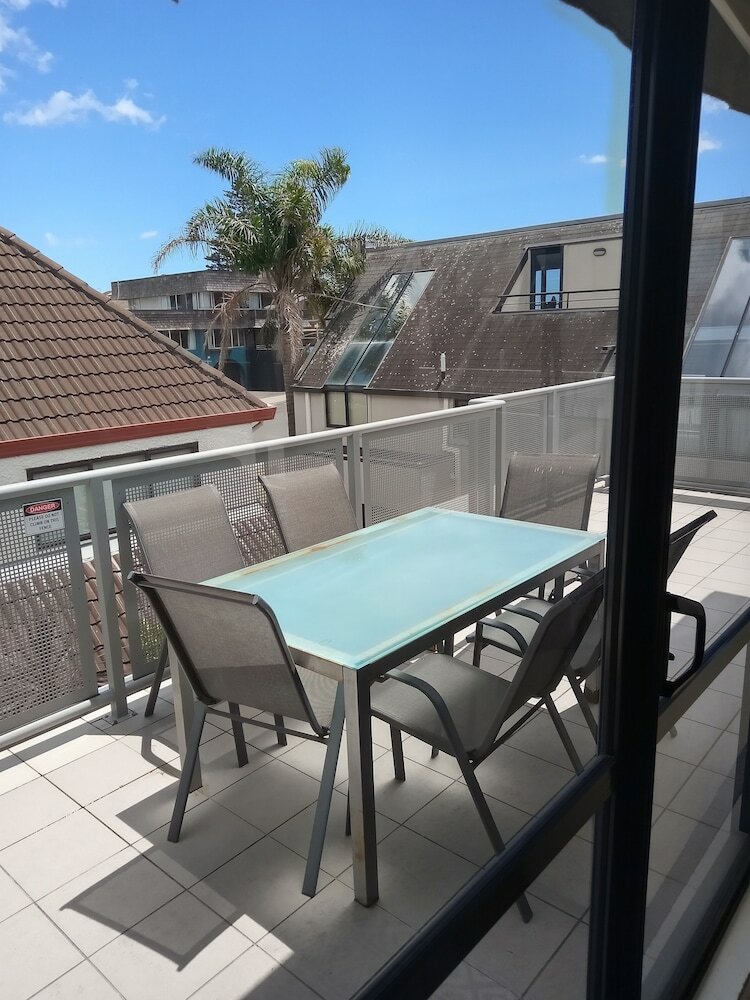 Atlas Suites And Apartments