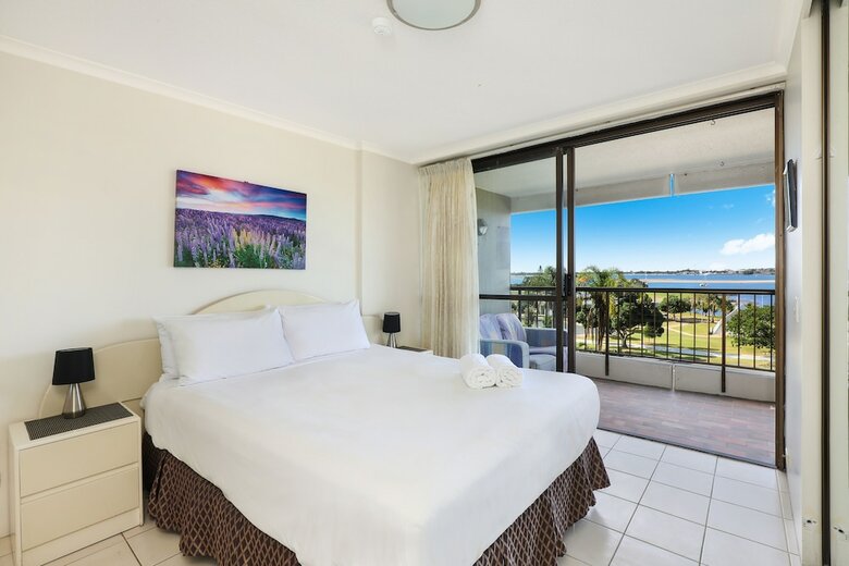 Palmerston Tower Holiday Apartments