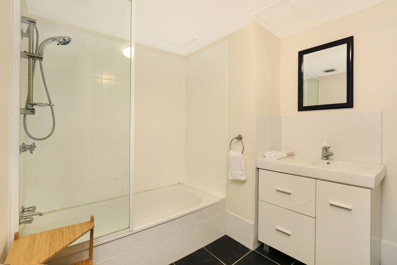 Palmerston Tower Holiday Apartments