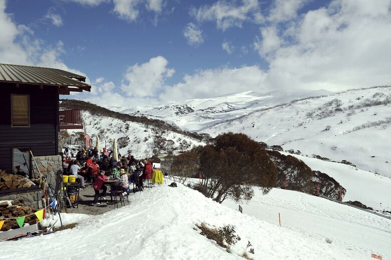 Posada Guthega Inn
