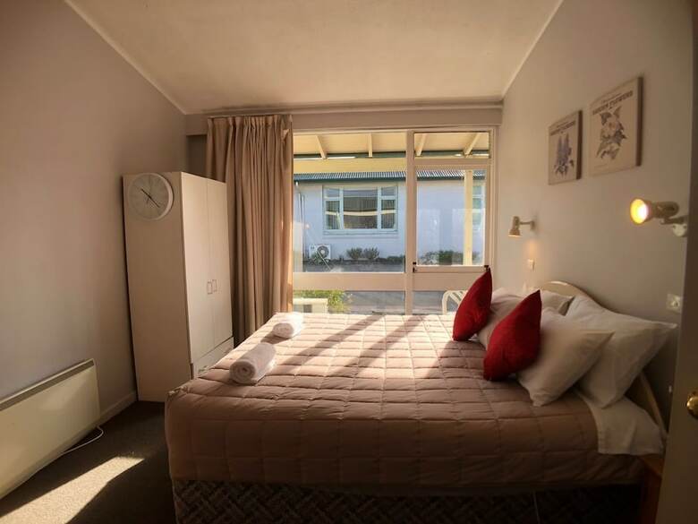 Tui Lodge Motel